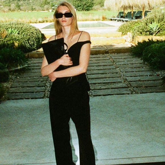 H&M Black Wide-Leg Dress Pants — Size 16 • Chic & Minimal - Picture 2 of 4